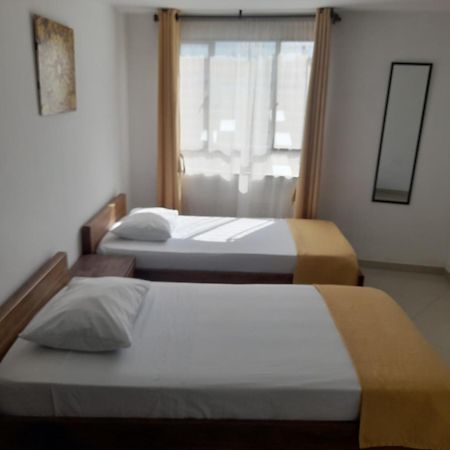 Hotel La Rueda Sr บาร์โบซา ภายนอก รูปภาพ
