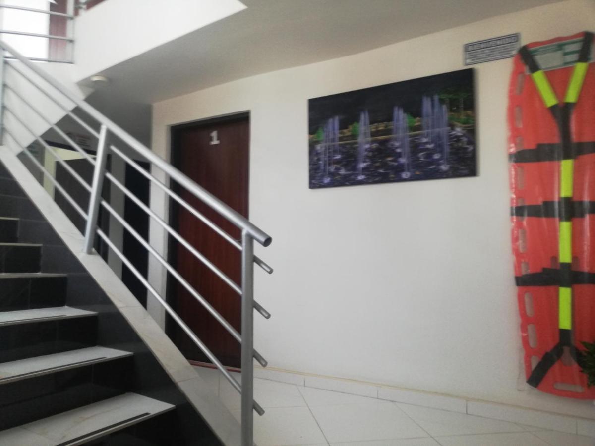Hotel La Rueda Sr บาร์โบซา ภายนอก รูปภาพ