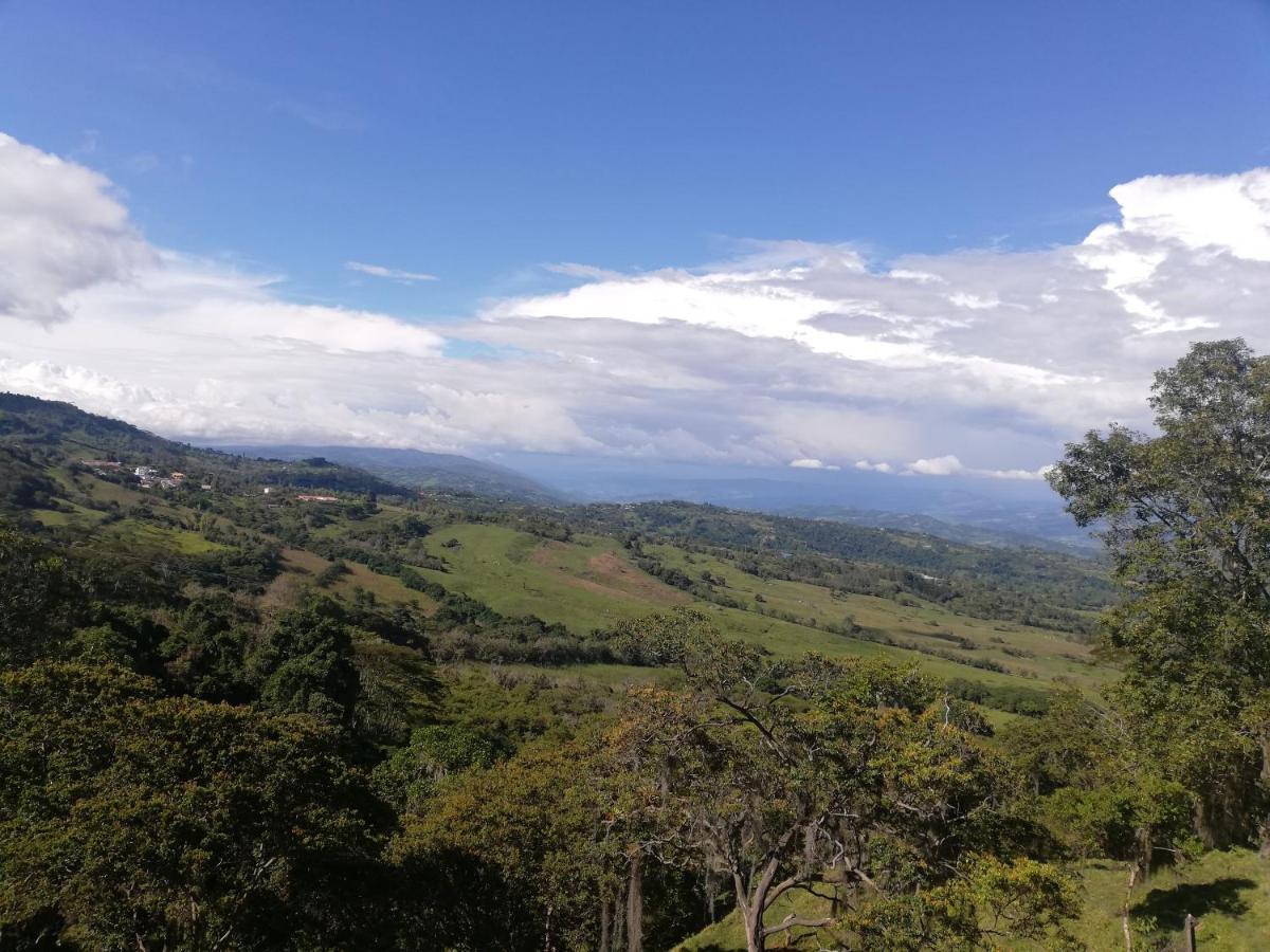 Hotel La Rueda Sr บาร์โบซา ภายนอก รูปภาพ